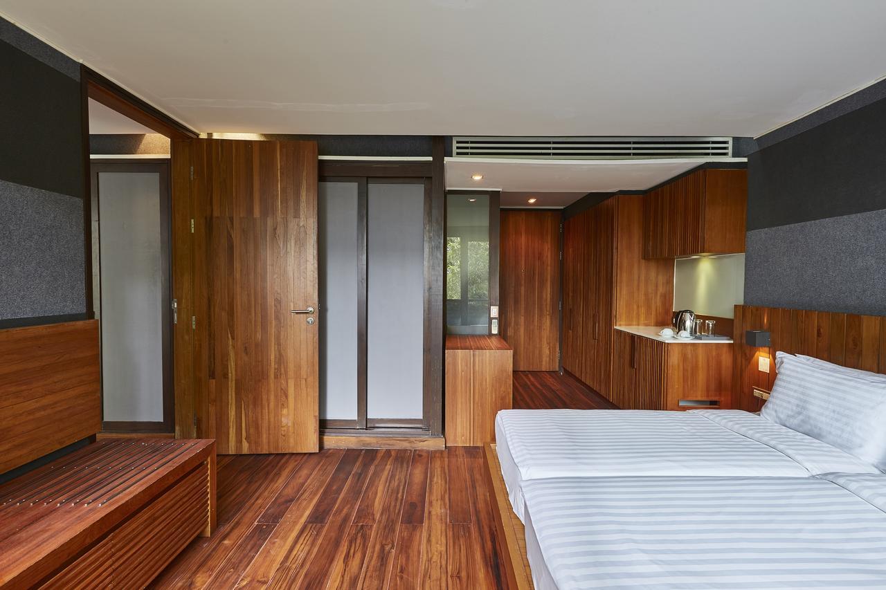 Luxx Langsuan Hotel - Sha Plus Banguecoque Exterior foto