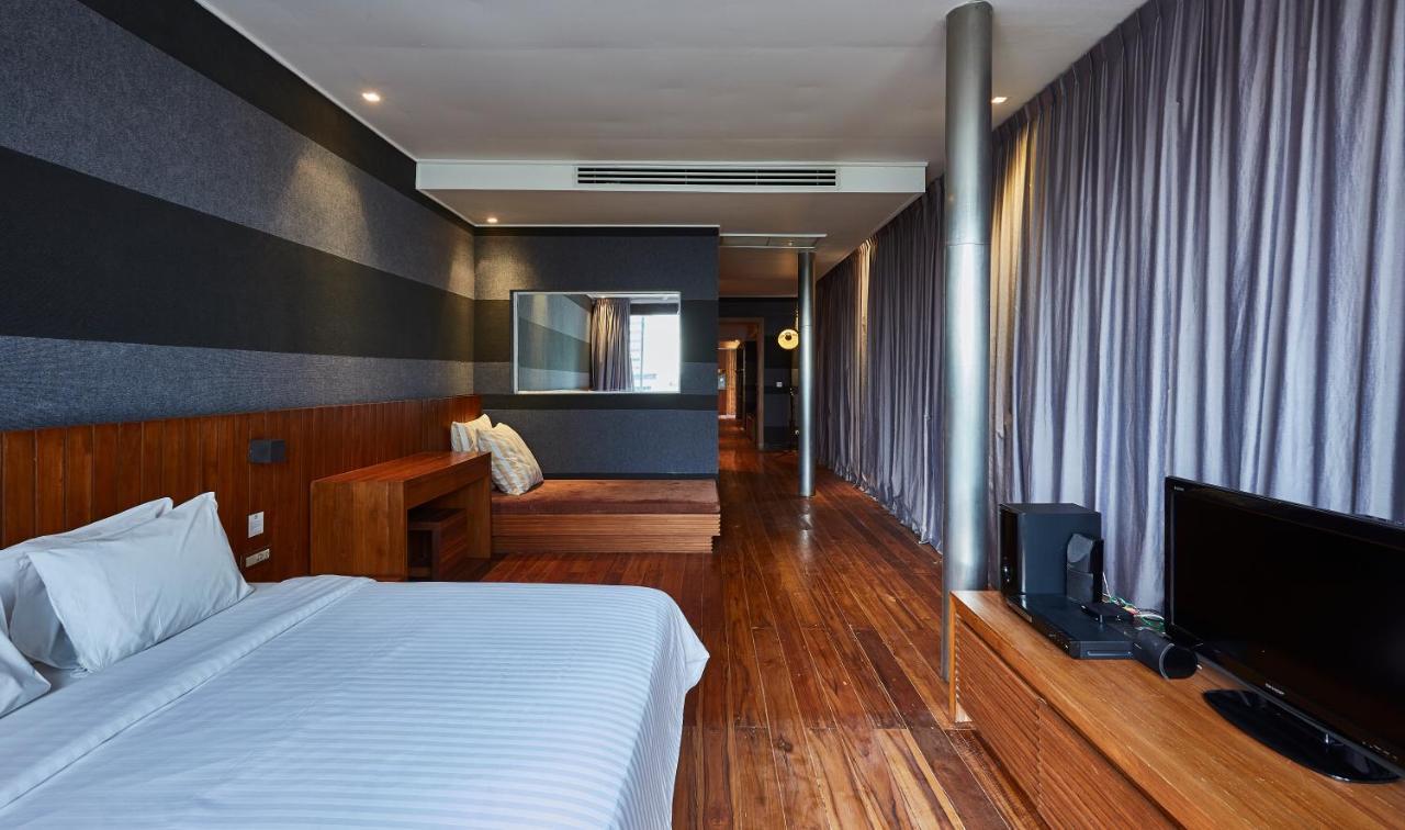 Luxx Langsuan Hotel - Sha Plus Banguecoque Exterior foto